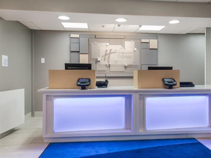 Holiday Inn Express - Plymouth By Ihg Luaran gambar
